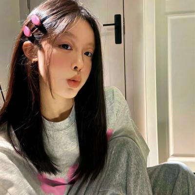红粉妖魔